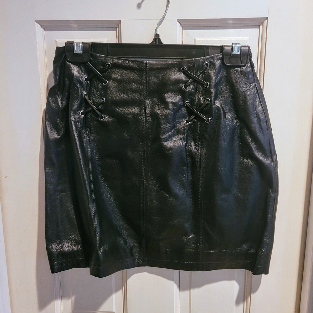 Wilsons Leather Black Mini Pencil Skirt Tie Front